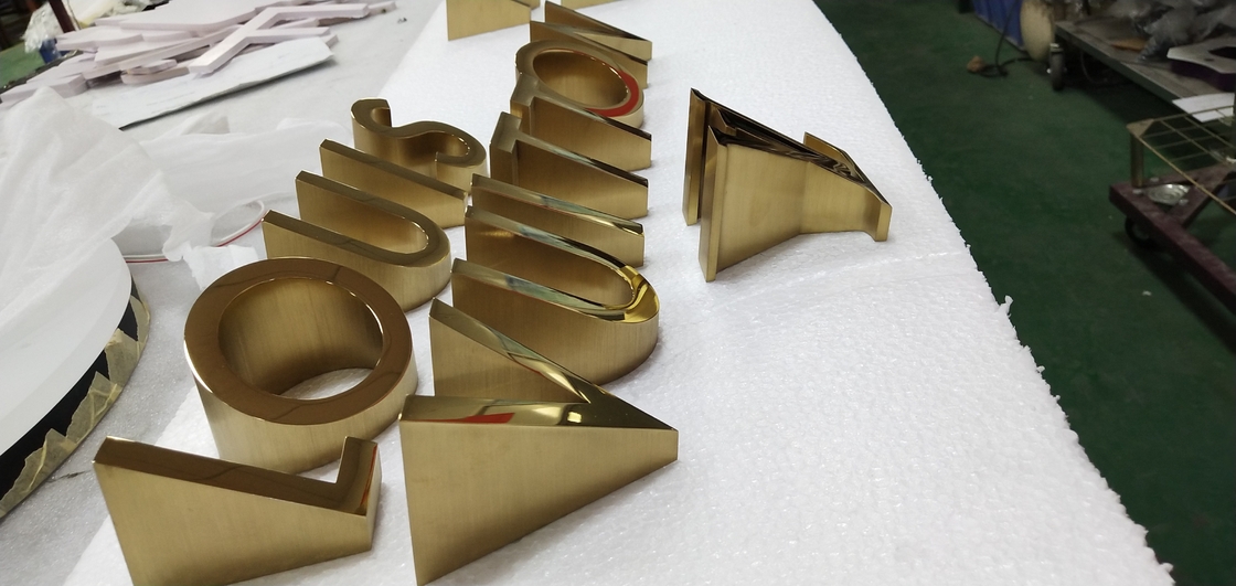 IP67 Fabricated Stainless Steel Letters Mirror polished 41mm 10 Years Lifetime
