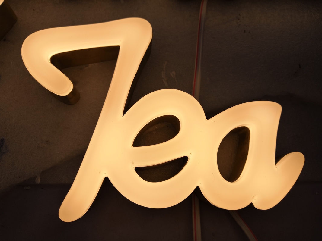 15-25mm Lighted Neon Channel Letter Signs IP65 With Weep Holes